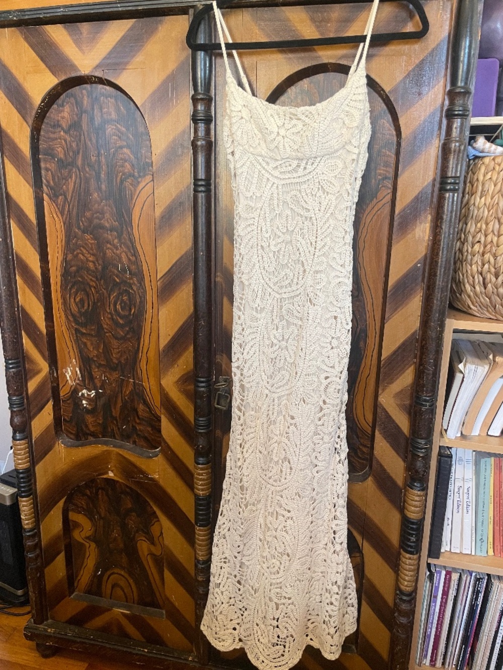 BARDOT ADONI CROCHET MIDI DRESS IN LIGHT BEIGE